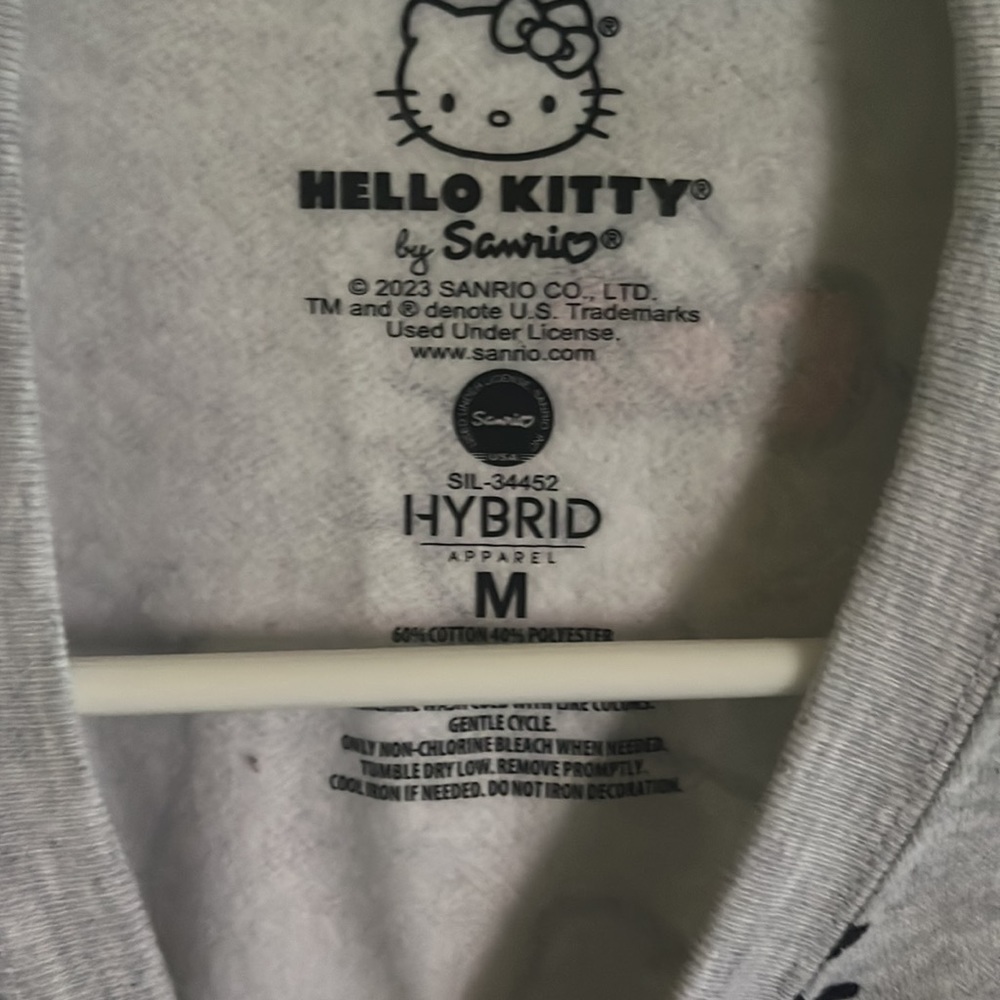 Hello Kitty Sweater! - Picture 3 of 3